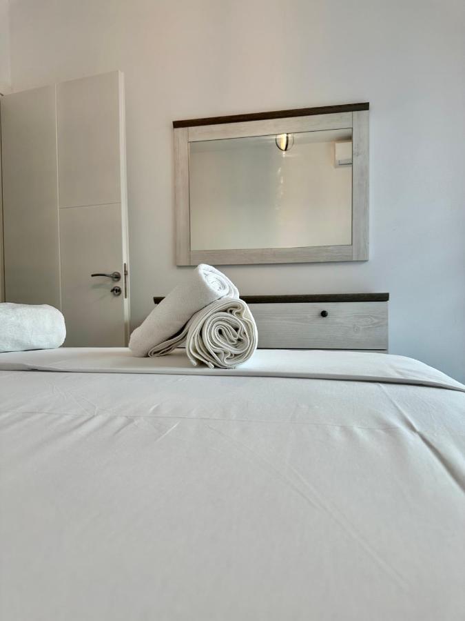 Duka Apartments Sarandë Exteriör bild