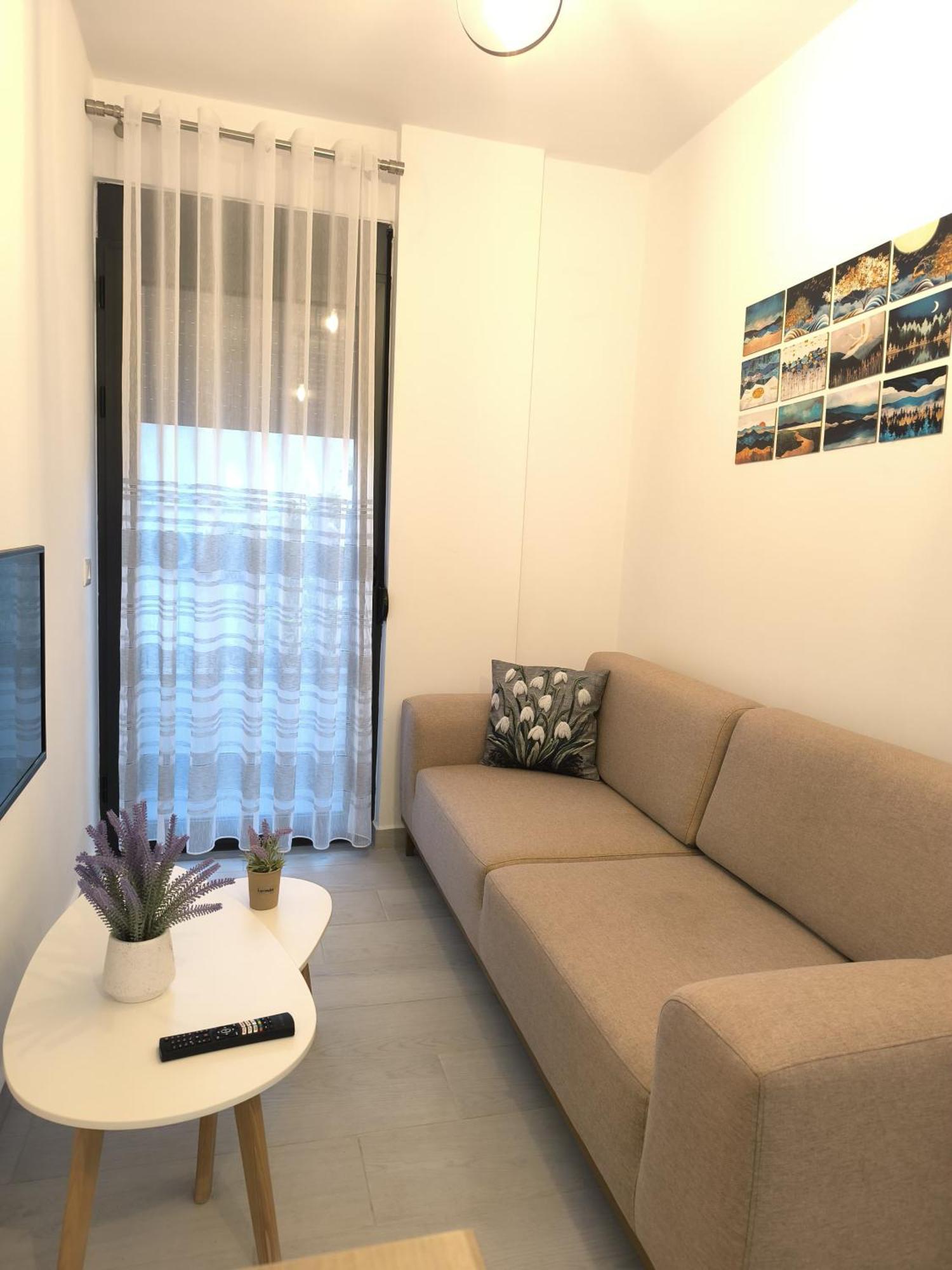 Duka Apartments Sarandë Exteriör bild
