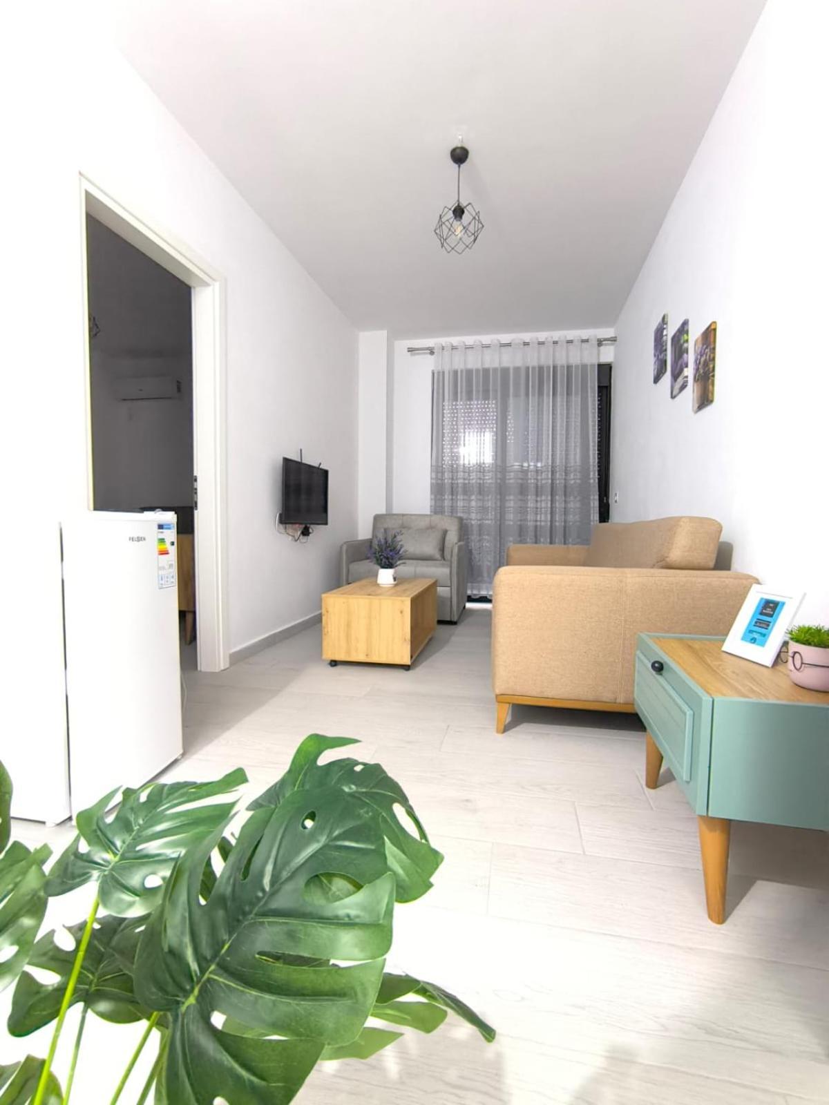 Duka Apartments Sarandë Exteriör bild